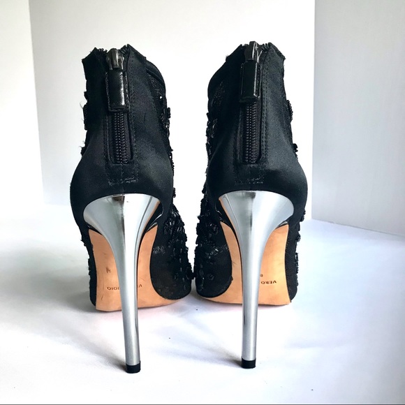 BCBGMAXAZRIA BLACK LACY STUNNING BEJEWELED STILETTO BOOTIES/SHOES Sz 8M - Picture 2 of 15